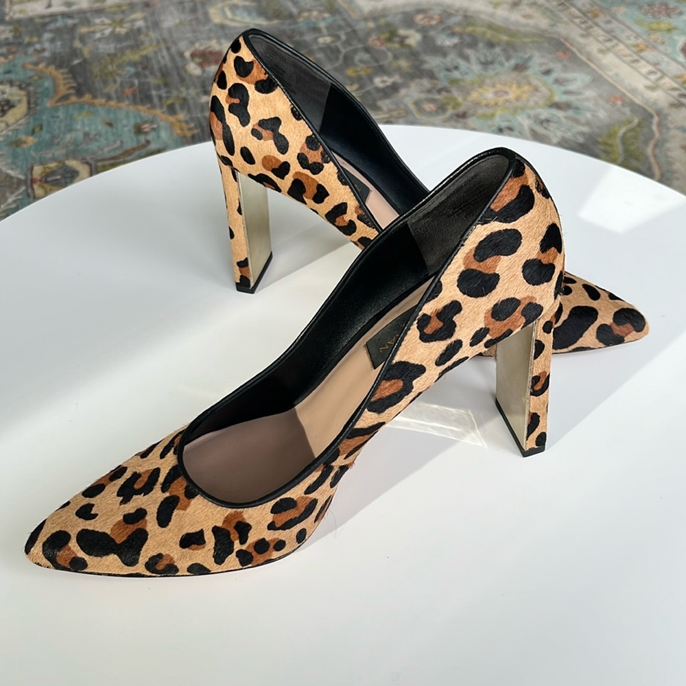 Donna Karan Criss Calf Hair Leopard Print Pumps / Heels